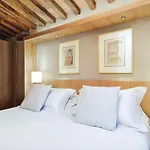 Relais Montepepe Winery & 4*