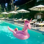 Relais Montepepe Winery & 4*