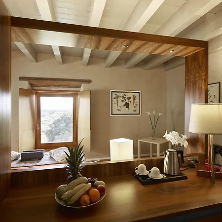 Relais Montepepe Winery & 4*