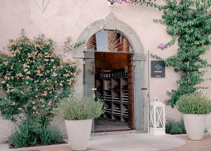 Relais Montepepe Winery & Bed & Breakfast 4*